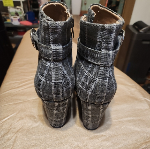 Life Stride Women's Sparkle Plaid Bootie - Picture 3 of 8
